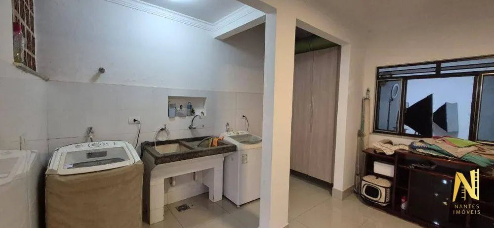 Casa, 5 quartos, 240 m² - Foto 7