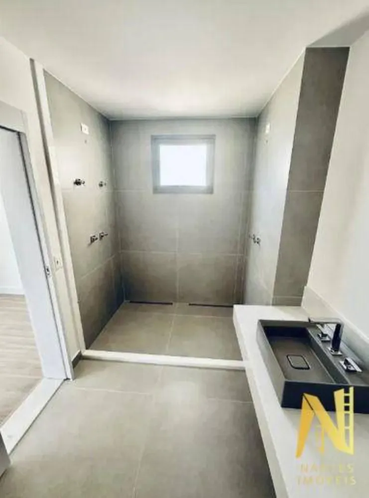 Apartamento, 3 quartos, 137 m² - Foto 2