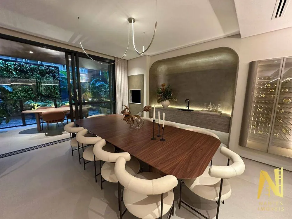 Apartamento, 3 quartos, 233 m² - Foto 8