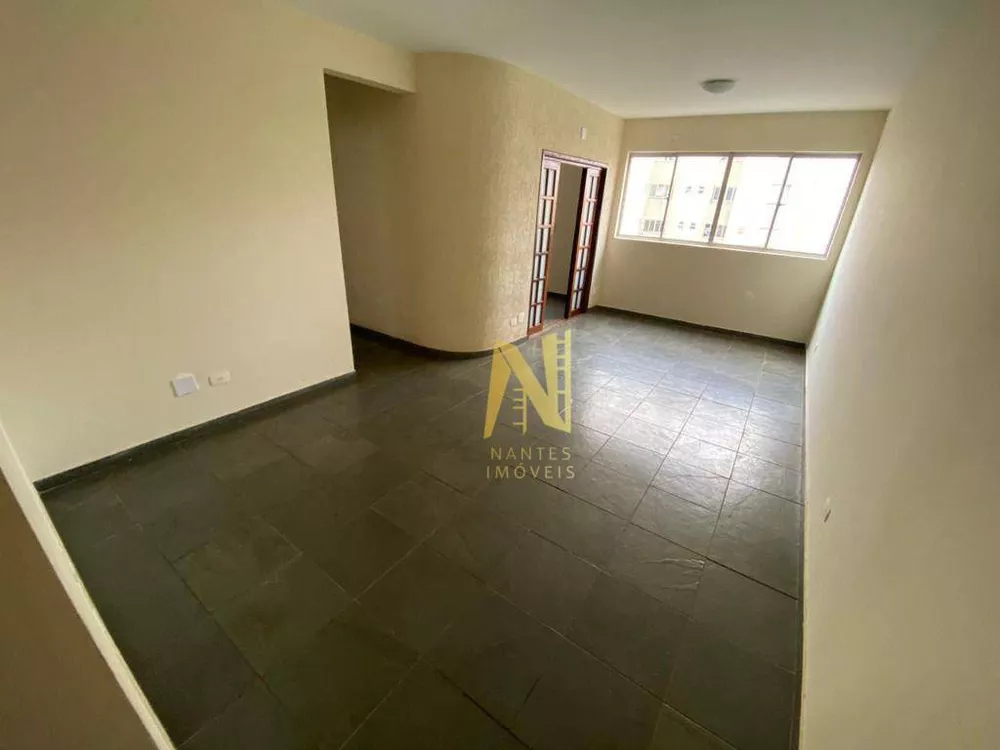 Apartamento à venda com 3 quartos, 98m² - Foto 1