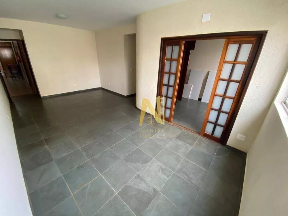 Apartamento à venda com 3 quartos, 98m² - Foto 4