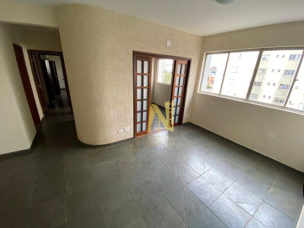 Apartamento à venda com 3 quartos, 98m² - Foto 3