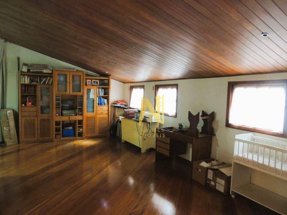 Casa, 5 quartos, 680 m² - Foto 1