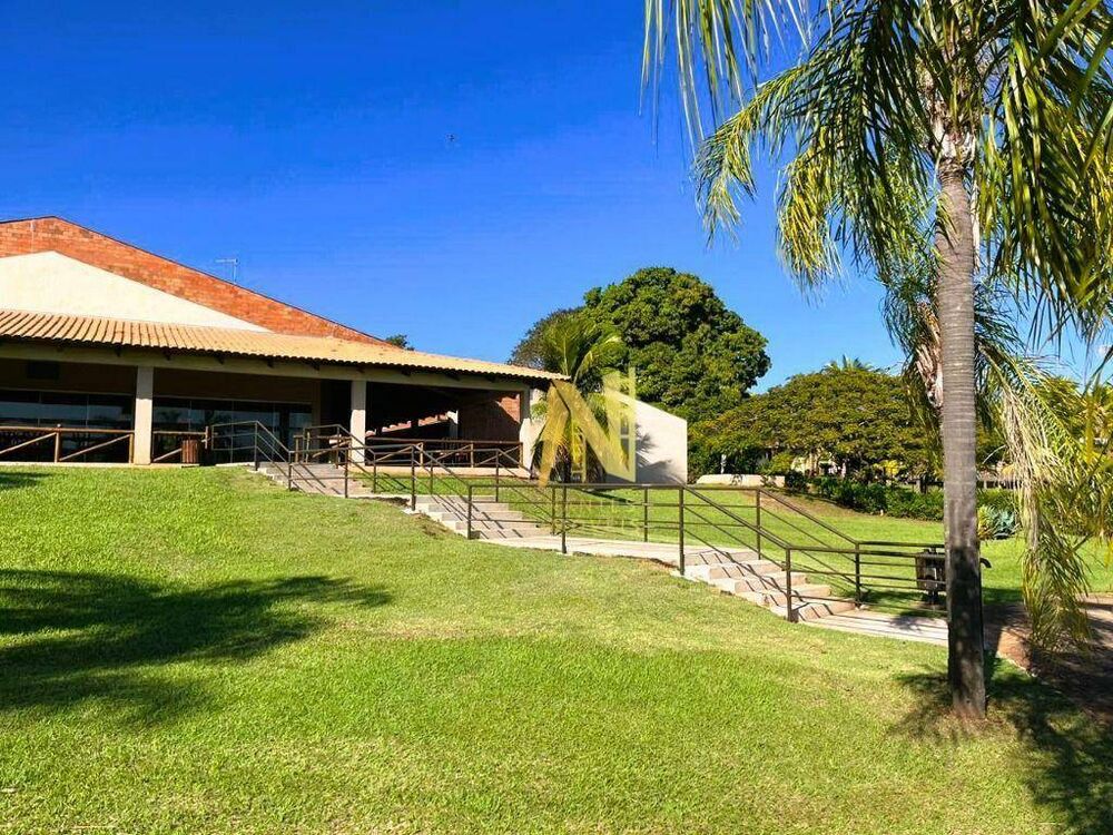 Casa de Condomínio à venda com 4 quartos, 277m² - Foto 32