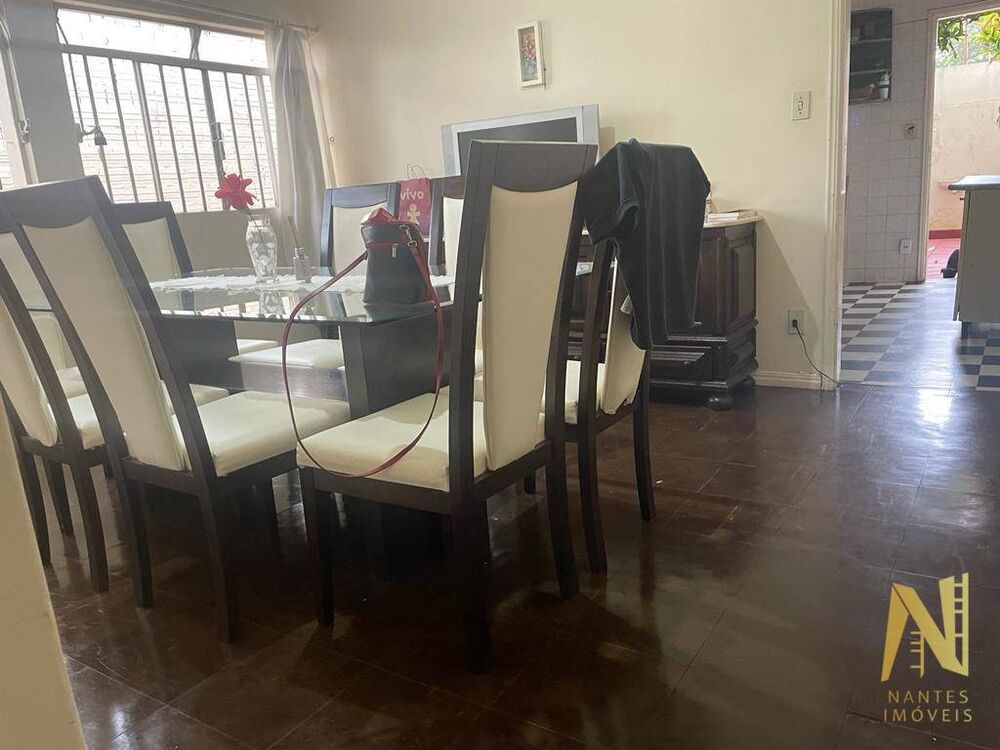 Casa, 3 quartos, 280 m² - Foto 2