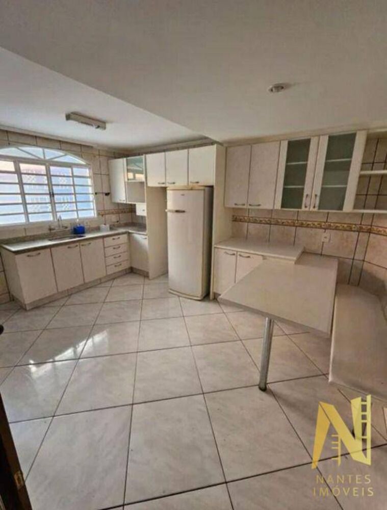 Casa, 4 quartos, 202 m² - Foto 11