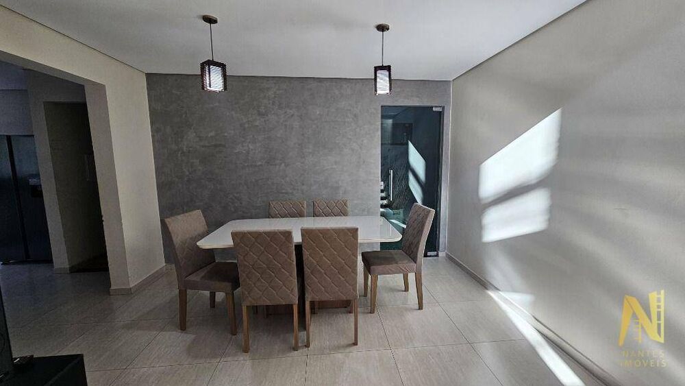 Casa, 5 quartos, 271 m² - Foto 4
