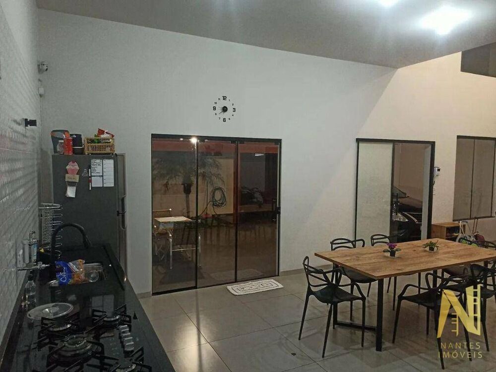Casa, 3 quartos, 155 m² - Foto 1