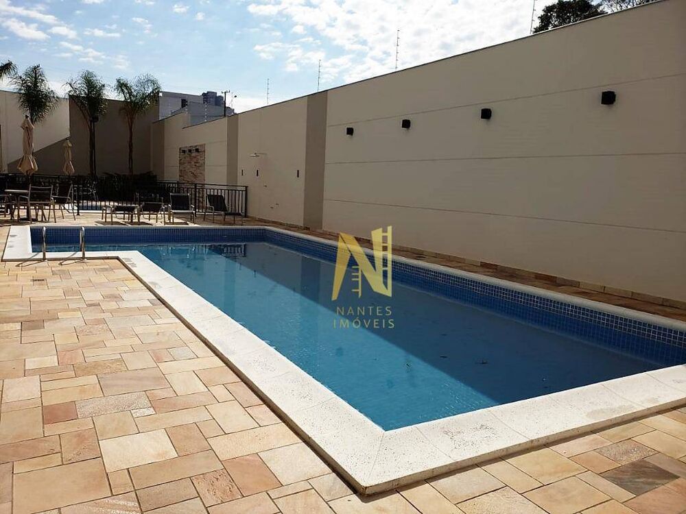 Apartamento à venda com 2 quartos, 75m² - Foto 11