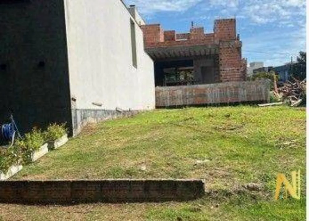 Loteamento e Condomínio, 250 m² - Foto 1