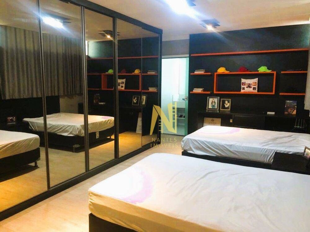 Casa, 3 quartos, 230 m² - Foto 12