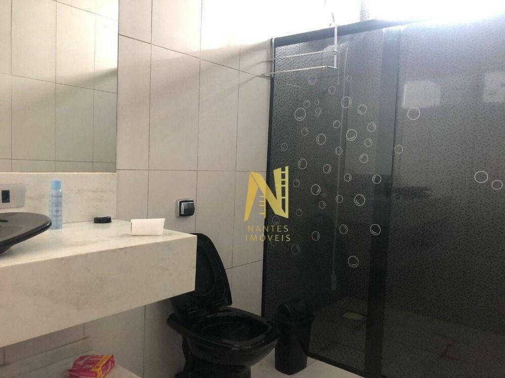 Casa, 3 quartos, 230 m² - Foto 15