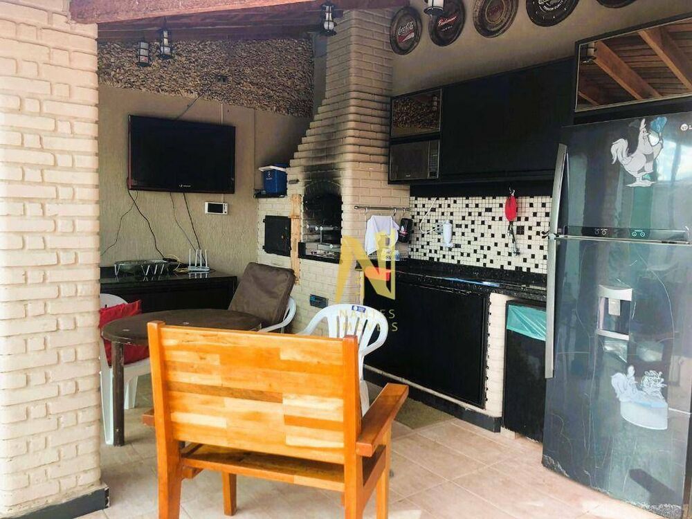 Casa, 3 quartos, 230 m² - Foto 19