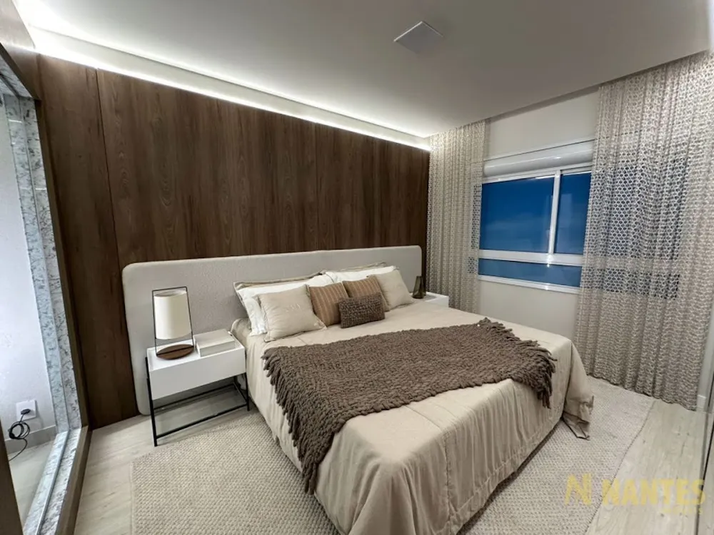 Apartamento, 3 quartos, 198 m² - Foto 2