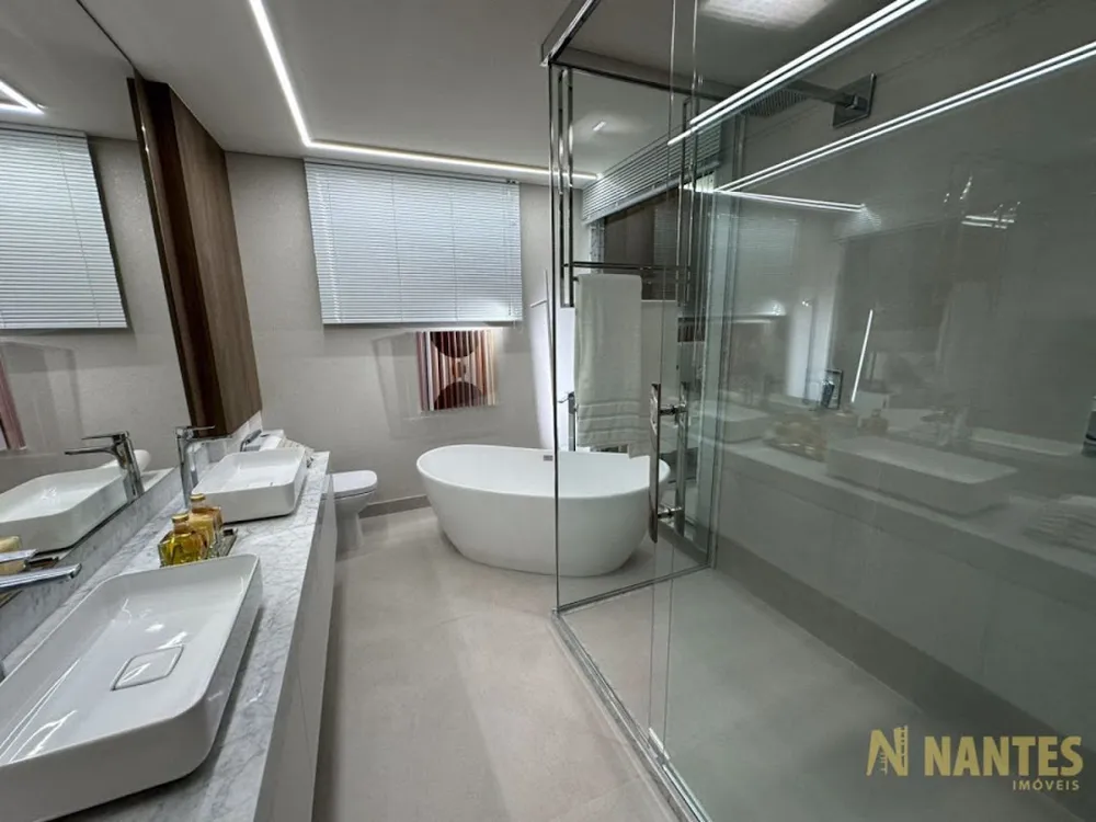 Apartamento, 3 quartos, 198 m² - Foto 8