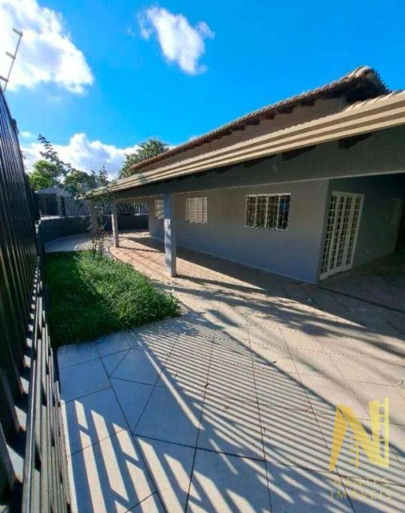 Casa, 3 quartos, 175 m² - Foto 1