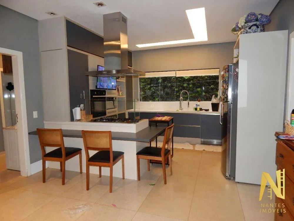 Casa, 3 quartos, 300 m² - Foto 5