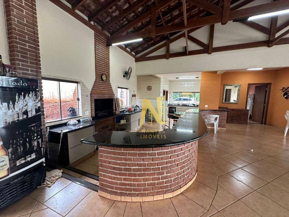 Chácara à venda com 2 quartos, 272m² - Foto 11