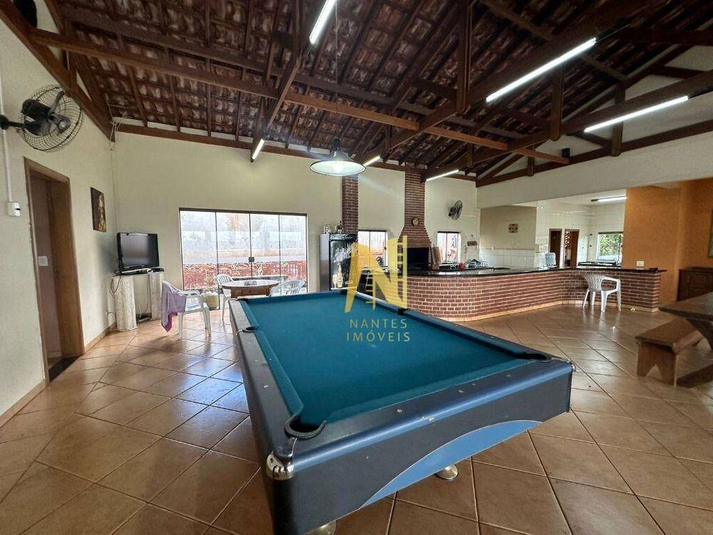 Chácara à venda com 2 quartos, 272m² - Foto 10