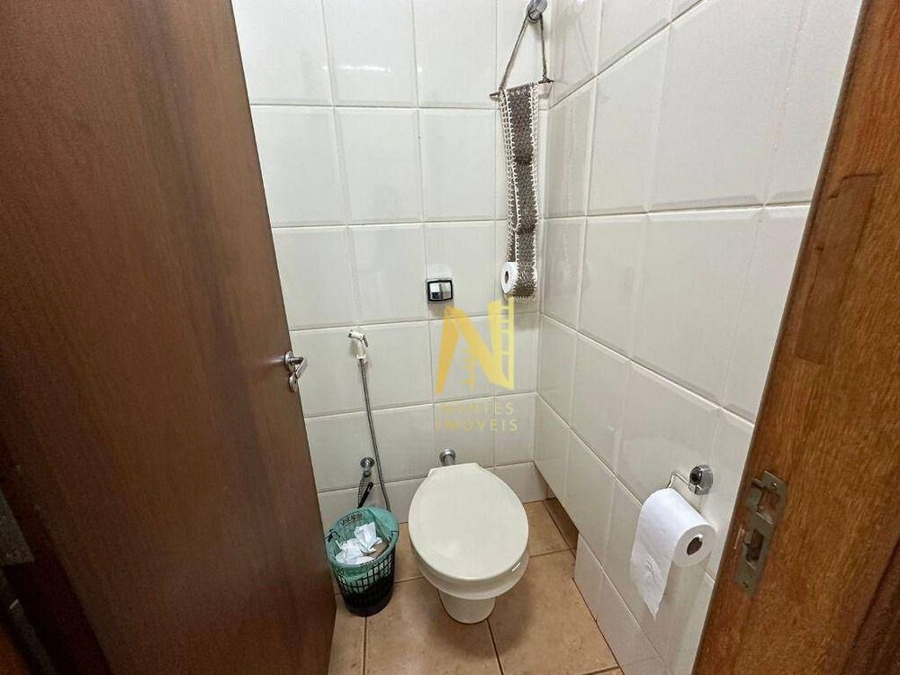 Chácara à venda com 2 quartos, 272m² - Foto 17
