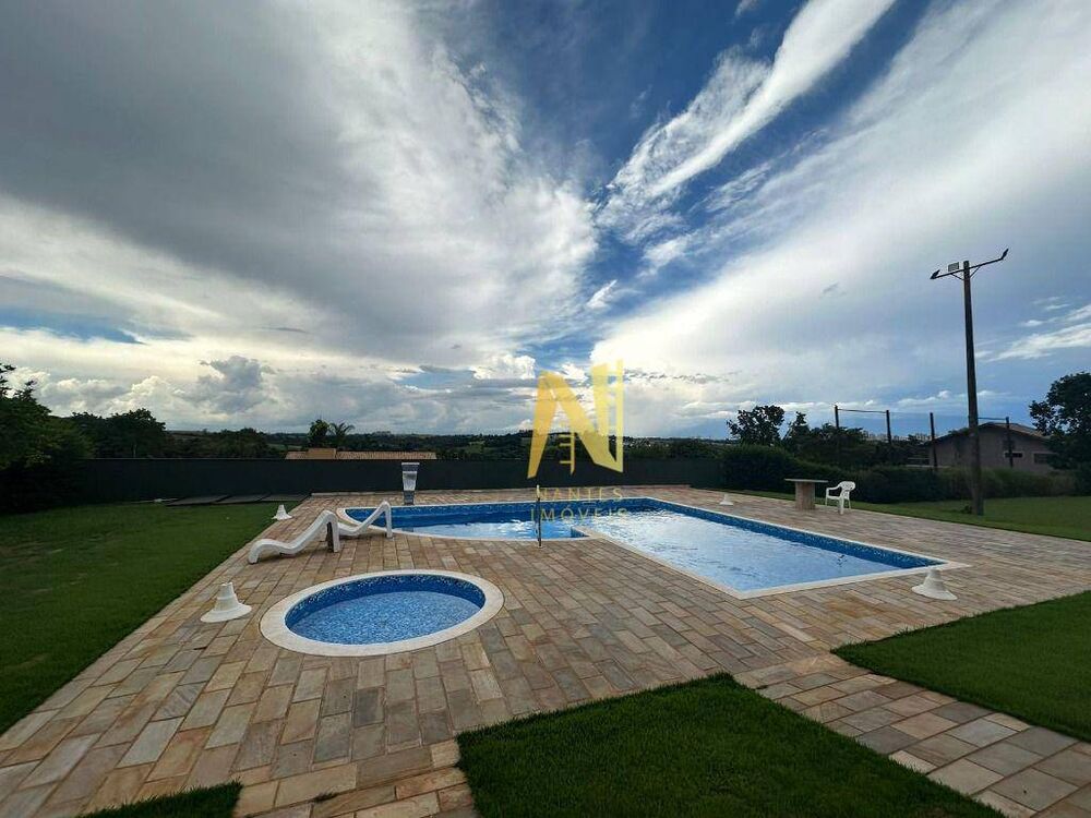Chácara à venda com 2 quartos, 272m² - Foto 4