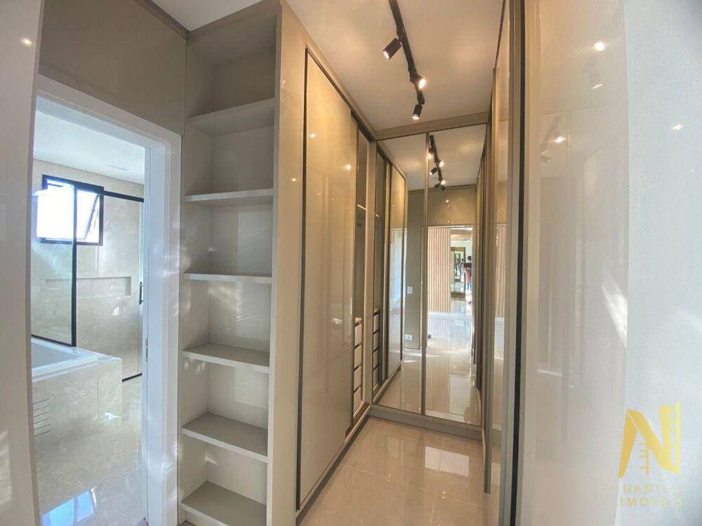Casa, 3 quartos, 300 m² - Foto 31
