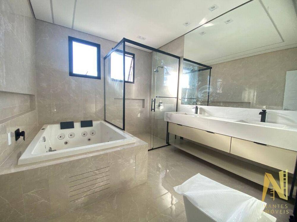 Casa, 3 quartos, 300 m² - Foto 3