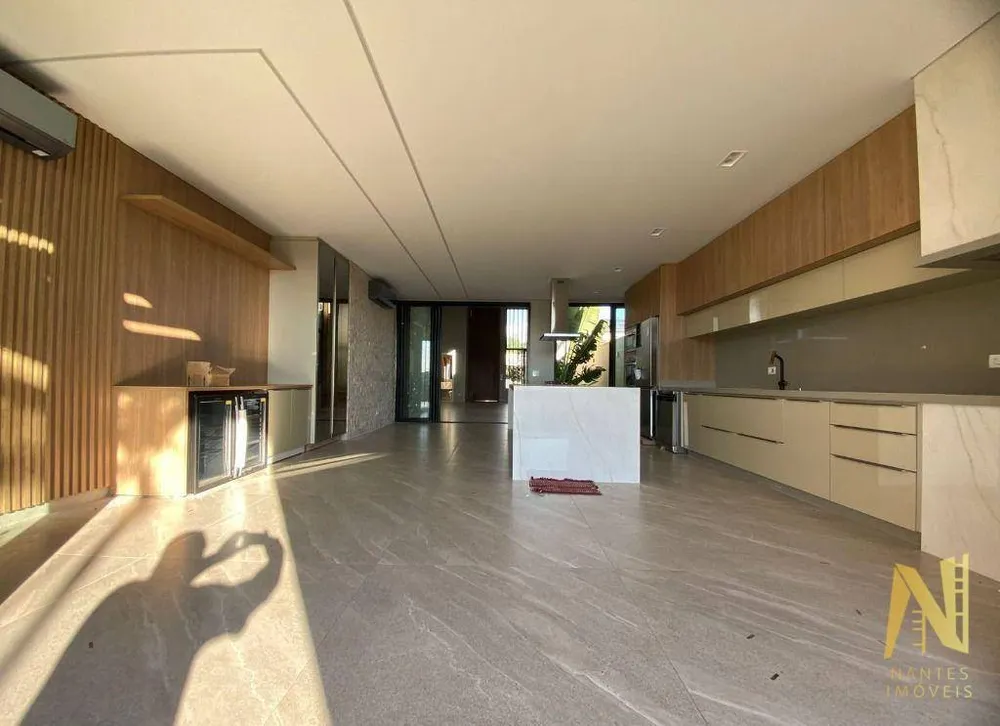 Casa, 3 quartos, 300 m² - Foto 23
