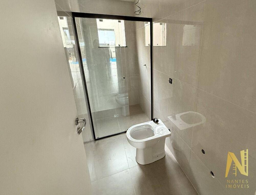 Casa à venda com 3 quartos, 141m² - Foto 7