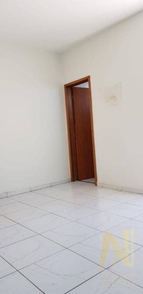 Casa à venda com 3 quartos, 96m² - Foto 7