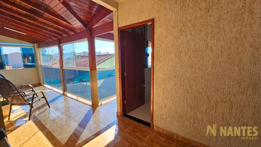 Casa, 4 quartos, 215 m² - Foto 12