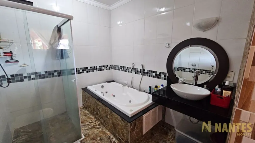 Casa, 4 quartos, 215 m² - Foto 10