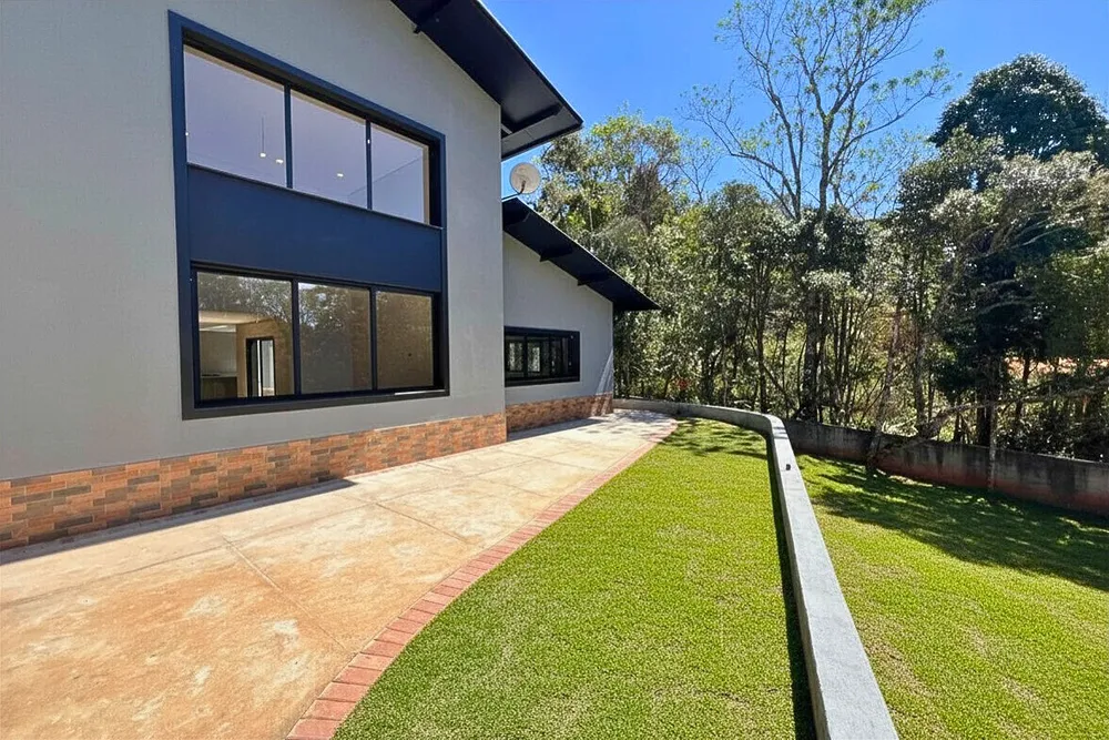 Casa, 5 quartos, 321 m² - Foto 1