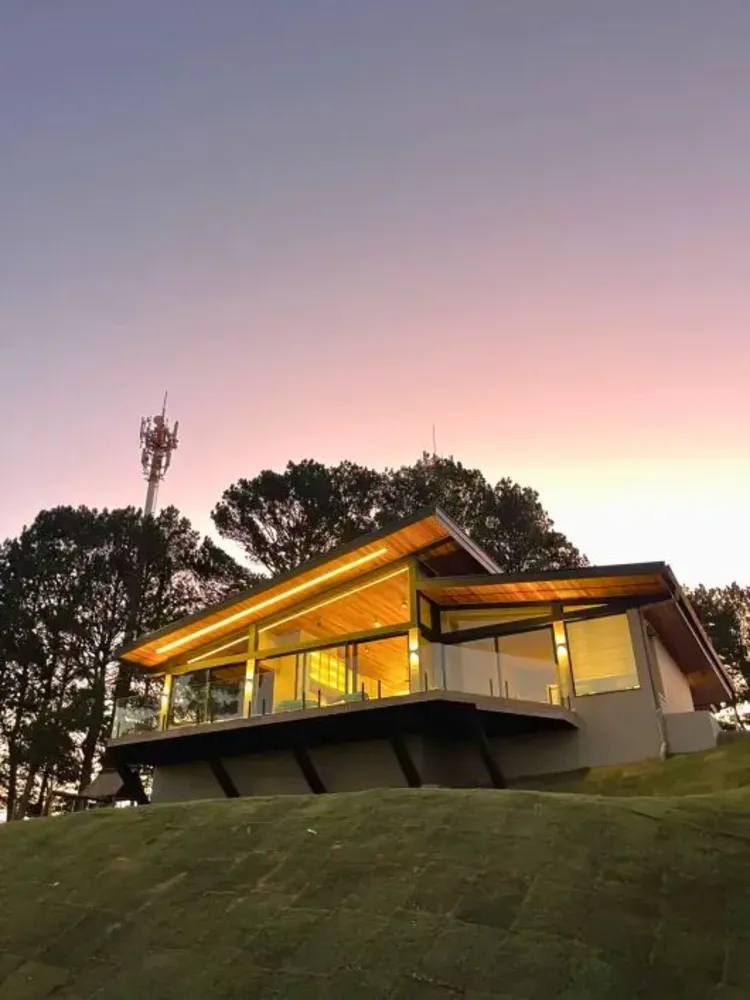 Casa, 3 quartos, 200 m² - Foto 1