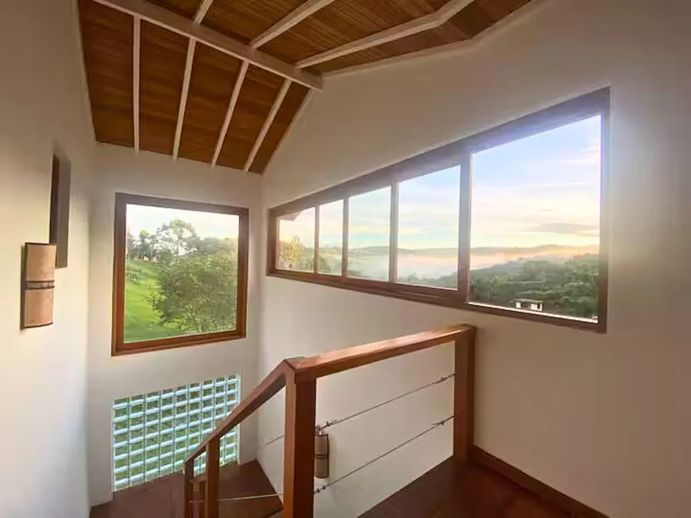 Casa, 4 quartos, 300 m² - Foto 1