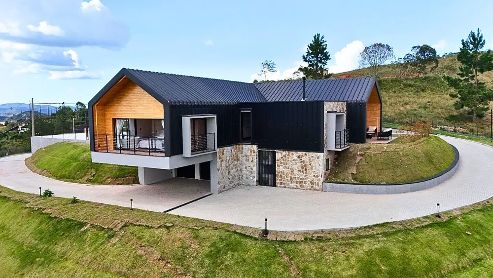 Casa, 3 quartos, 324 m² - Foto 1