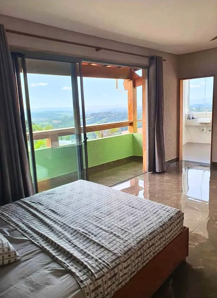 Casa, 4 quartos, 21000 m² - Foto 1
