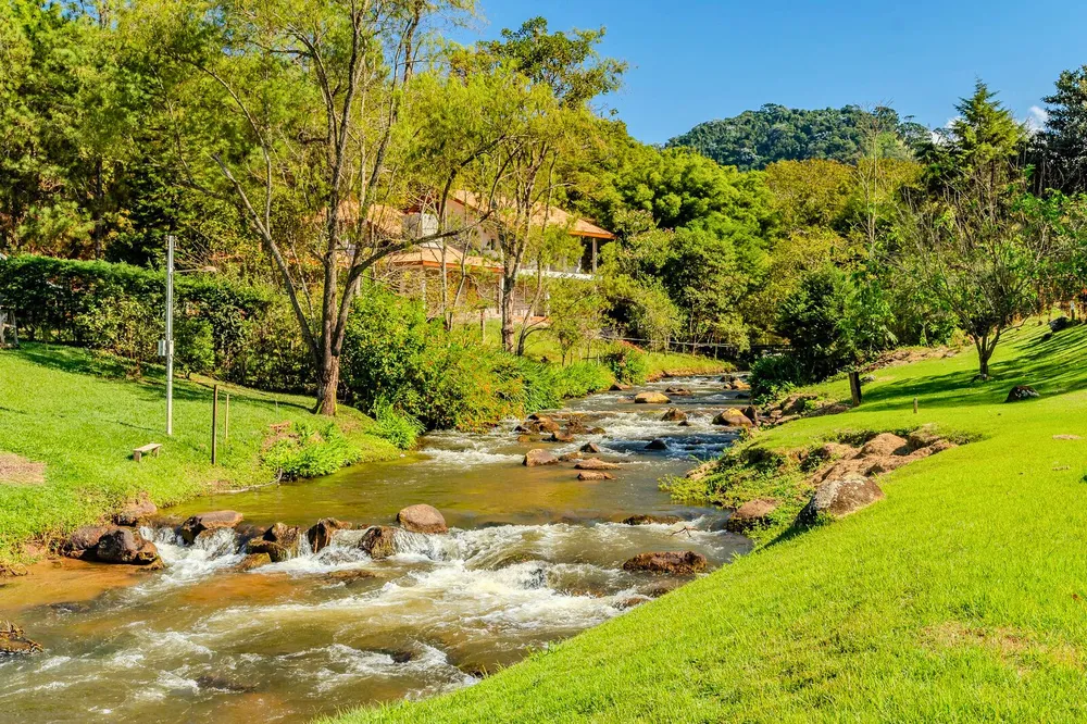 Chácara, 3 quartos, 3000 m² - Foto 1