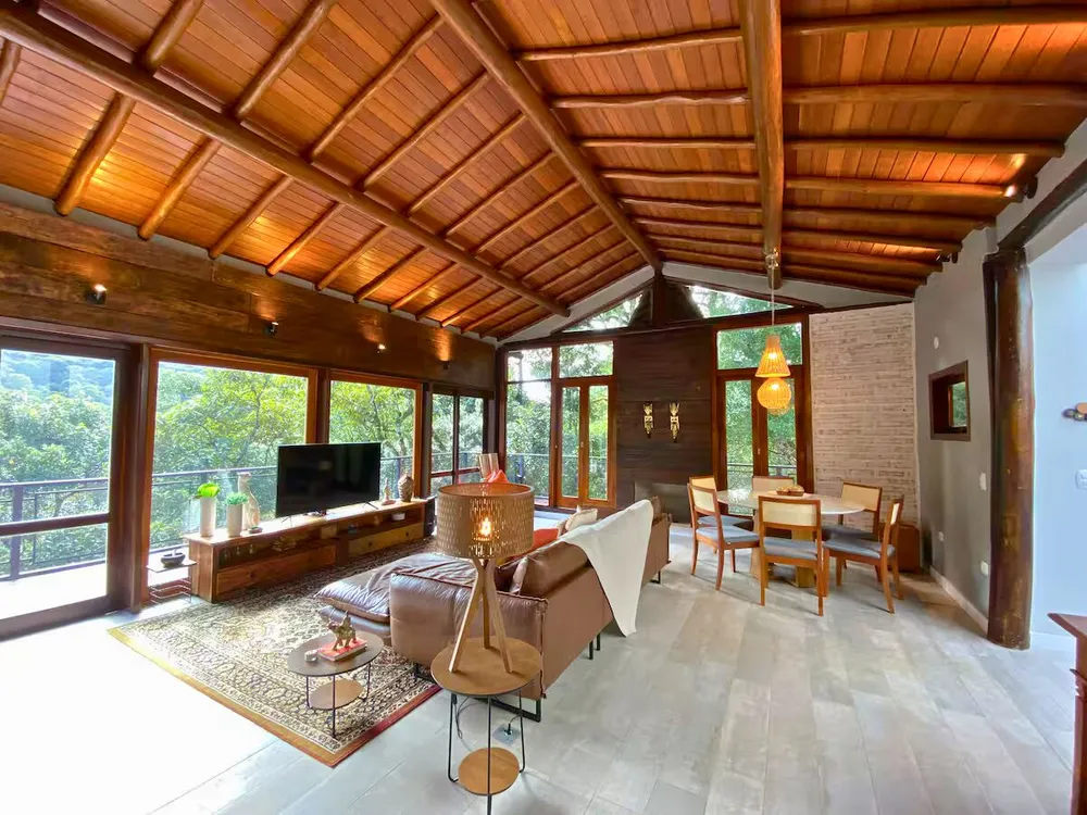 Casa, 3 quartos, 265 m² - Foto 1
