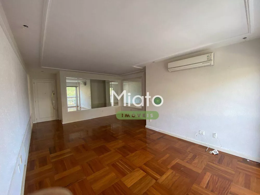 Apartamento à venda com 2 quartos, 80m² - Foto 2