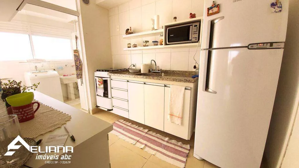 Apartamento à venda com 3 quartos, 90m² - Foto 2