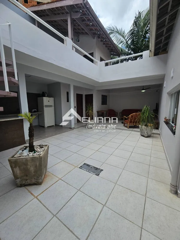 Sobrado, 3 quartos, 346 m² - Foto 1