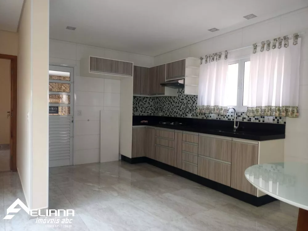 Casa à venda com 3 quartos, 193m² - Foto 4