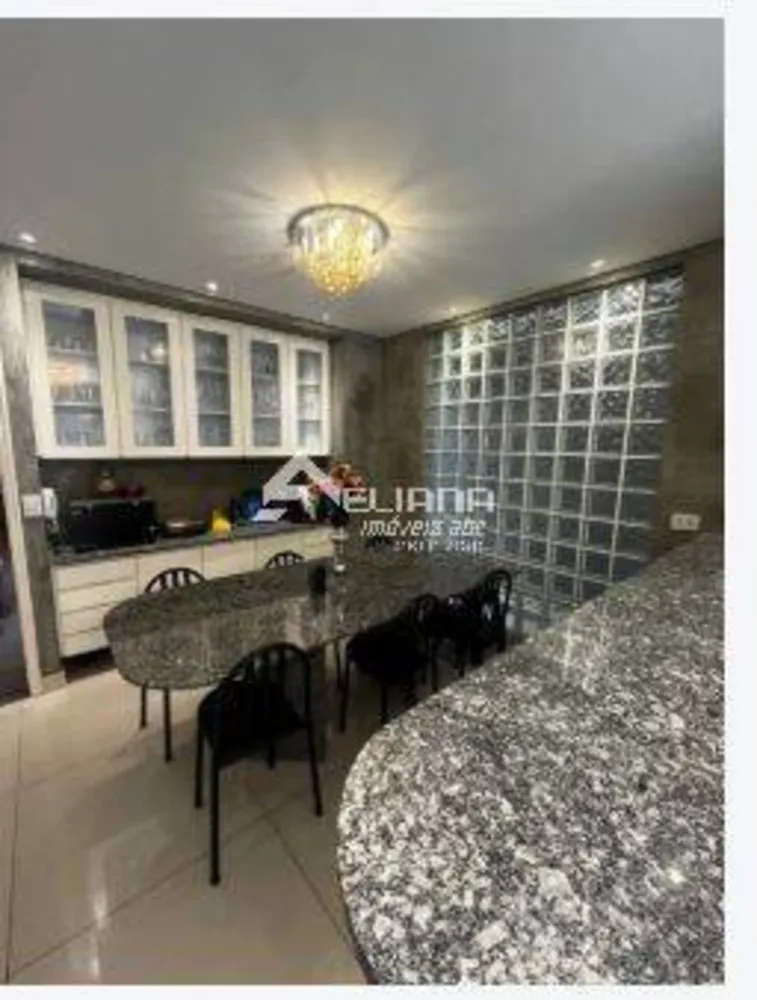 Sobrado, 3 quartos, 225 m² - Foto 1