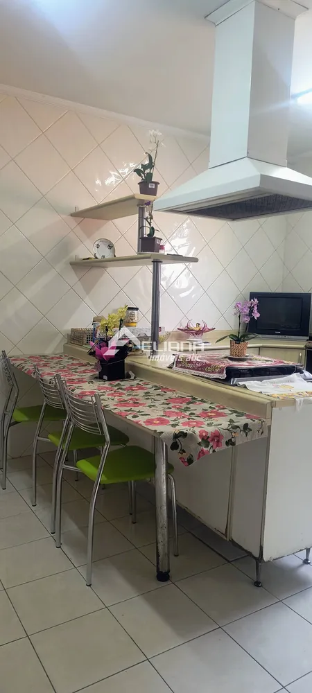 Sobrado, 4 quartos, 275 m² - Foto 13