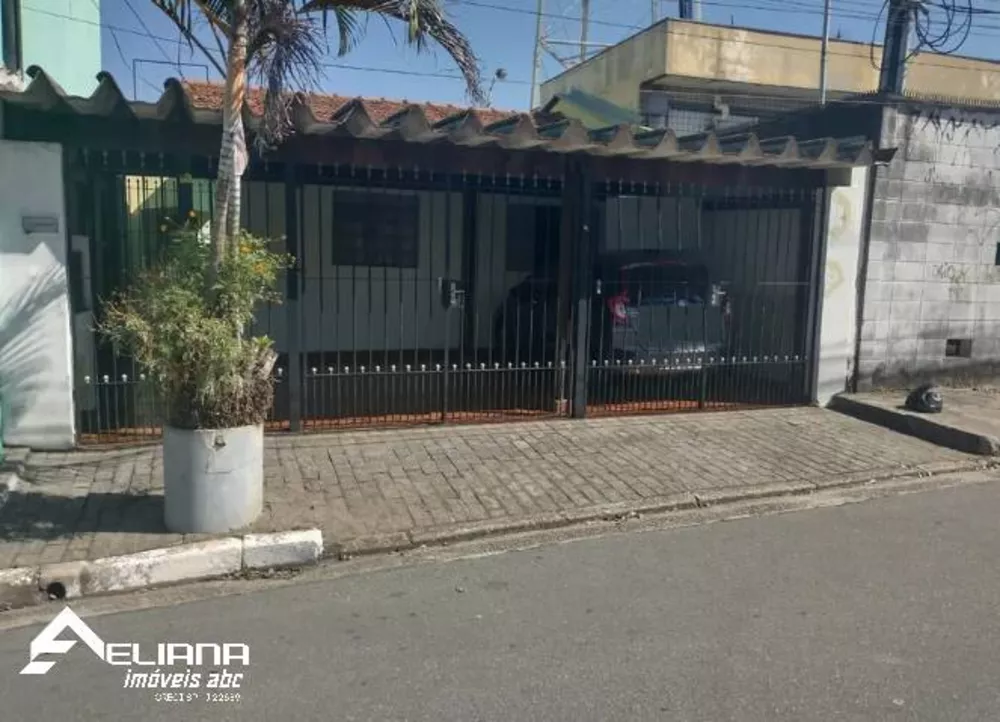 Casa à venda com 2 quartos, 122m² - Foto 1