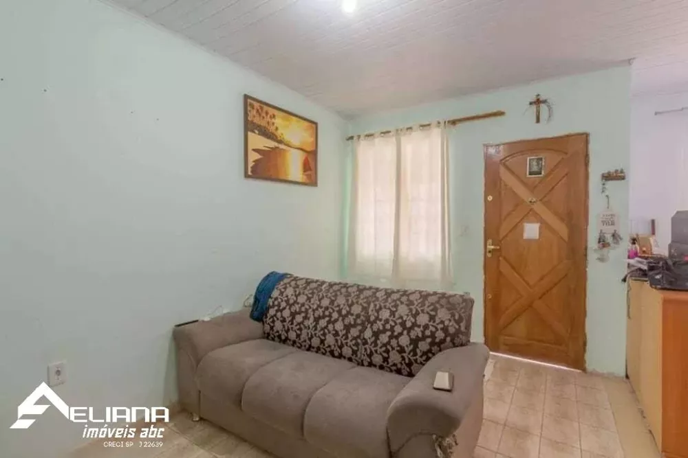 Casa à venda com 3 quartos, 96m² - Foto 2