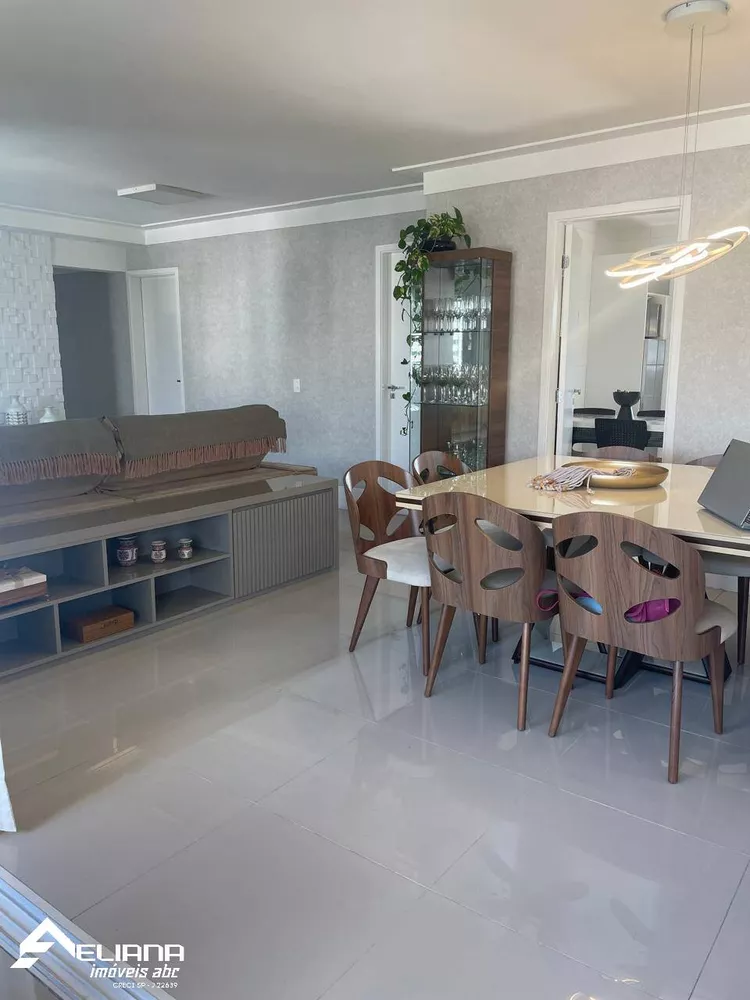 Apartamento à venda com 3 quartos, 128m² - Foto 2