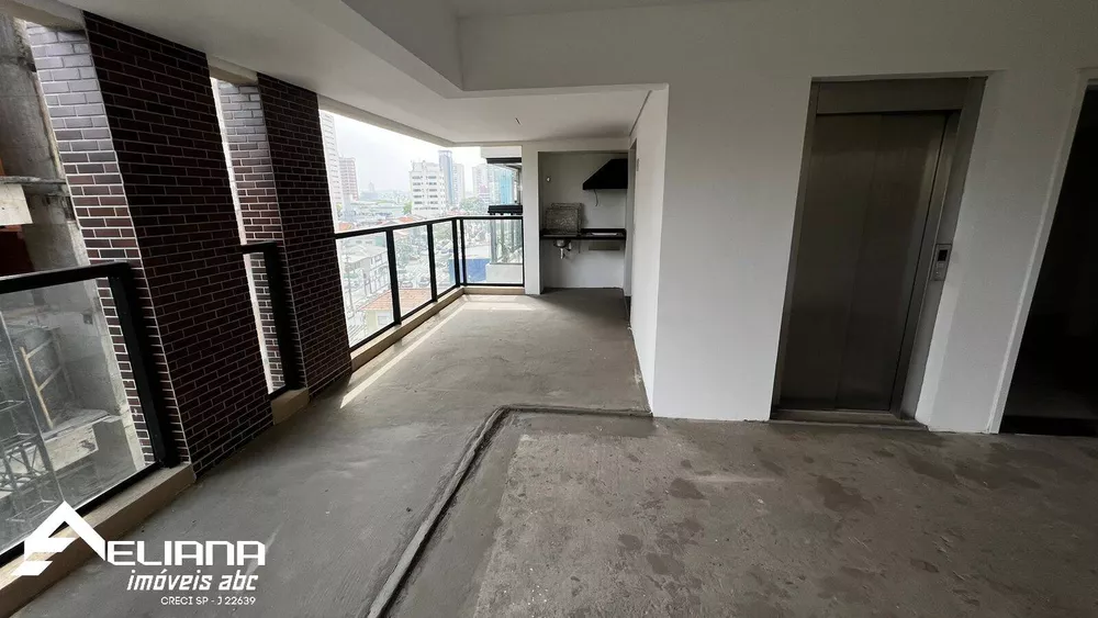 Apartamento à venda com 3 quartos, 133m² - Foto 1