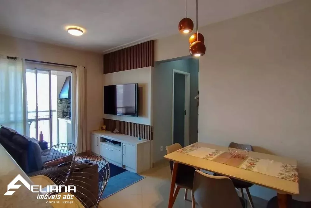 Apartamento à venda com 2 quartos, 64m² - Foto 4